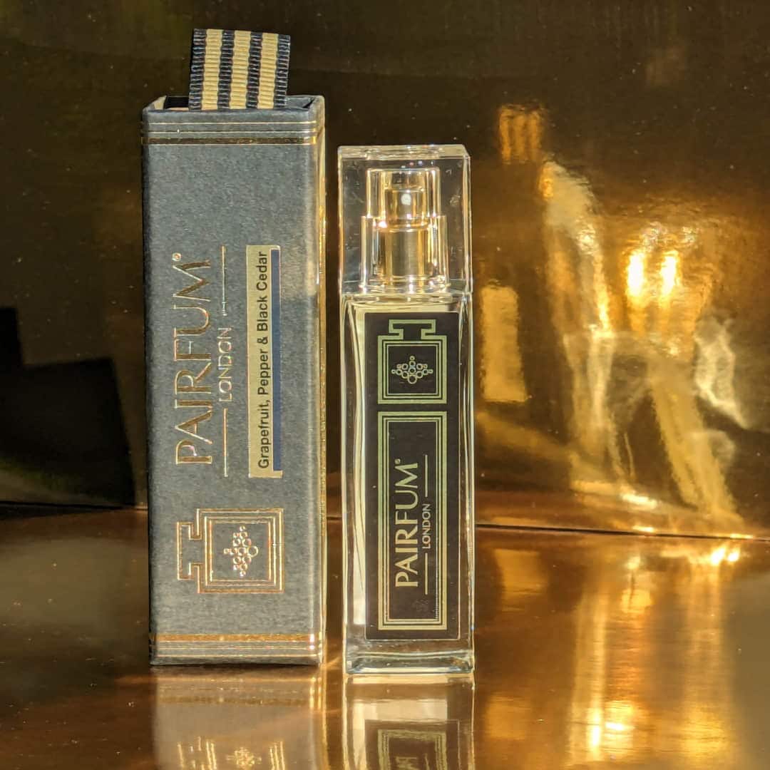 Pairfum Eau de Parfum Intense 30ml Travel Spray Grapefruit Pepper Black Cedar Bottle Box Gold 1 1